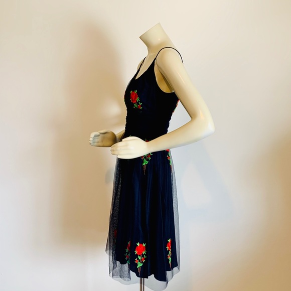 ANNA SUI Navy Blue Tulle Party Dress Red Rose Midi - Picture 4 of 6